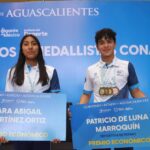 En reconocimiento a su esfuerzo, Tere Jiménez entrega estímulos económicos a 232 medallistas