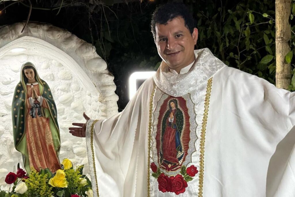 Sacerdote Bernardo Moncada Ballesteros. Foto: Redes sociales del padre Bernardo Moncada.