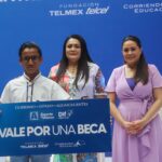 Tere Jiménez y la Fundación Telmex-Telcel entregan becas y apoyos a quienes más lo necesitan