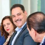 Toño Martin del Campo escucha propuestas del sector hotelero