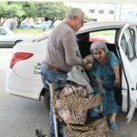 El gigante transporta respalda a quienes requieren traslados para recibir sus terapias o servicios médicos